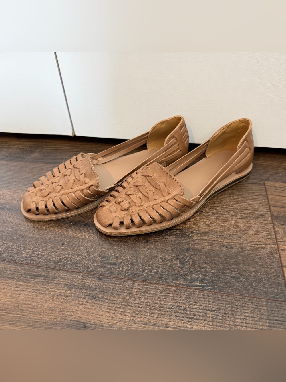 Nisolo Women’s Women's Huarache Sandal Almond NWOT Size 7.5